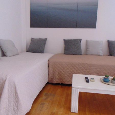 Lovely Equipped Apartment In Kallithea Athen Eksteriør bilde