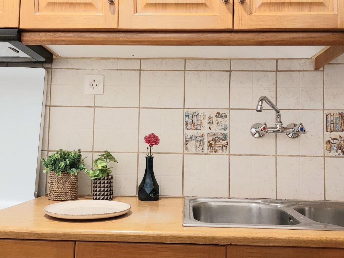 Lovely Equipped Apartment In Kallithea Athen Eksteriør bilde